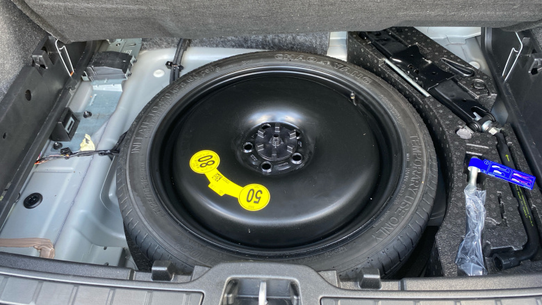 Volvo XC40 2.0 B3P Plus Dark 5dr Auto Petrol Estate